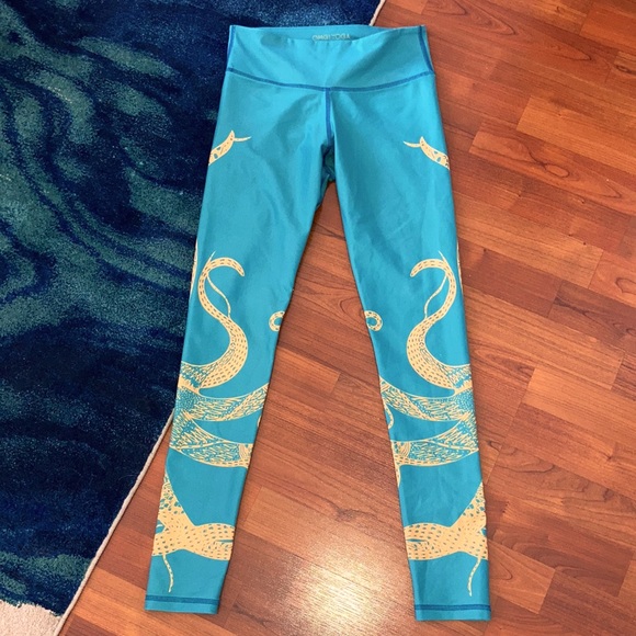 OMGI YOGA Pants - OMGI Yoga graphic ankle length leggings